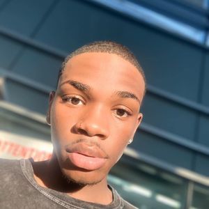 Meet your Posher, Davant